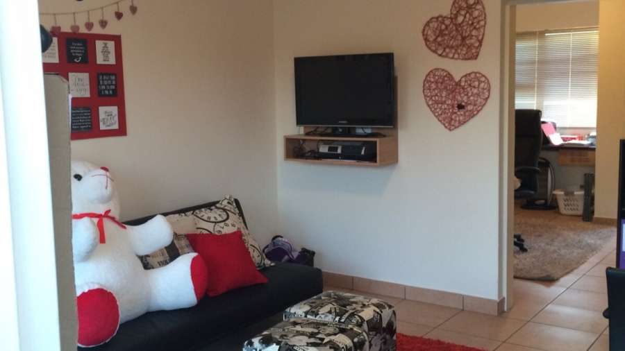 2 Bedroom Property for Sale in Die Bult North West